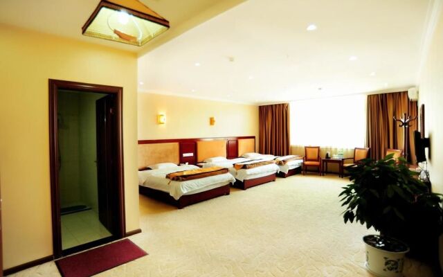 Kunming Jiyang Hot Spring Hotel