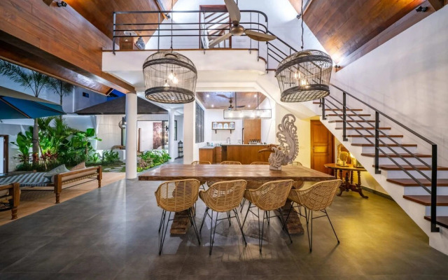 Contemporary Private Villa, 4 BR, Canggu With Staff