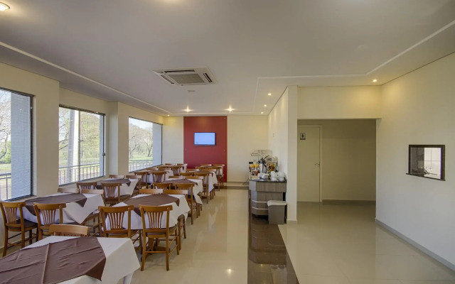 Hotel Biton