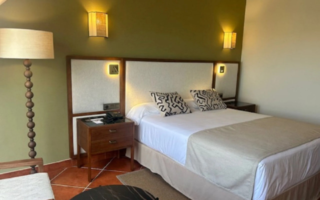 Puerto Antilla Grand Hotel