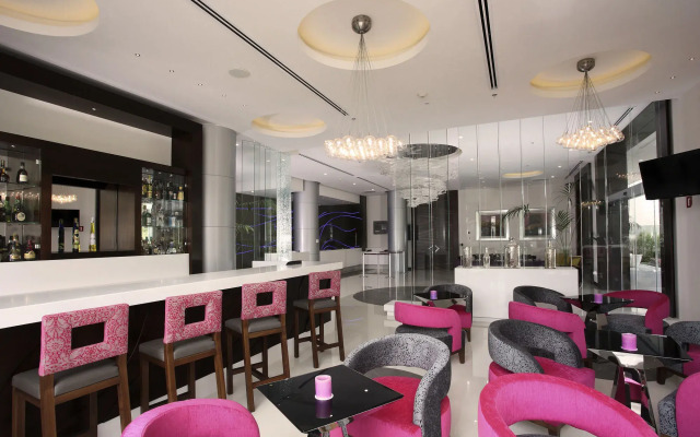 HS HOTSSON Hotel Querétaro