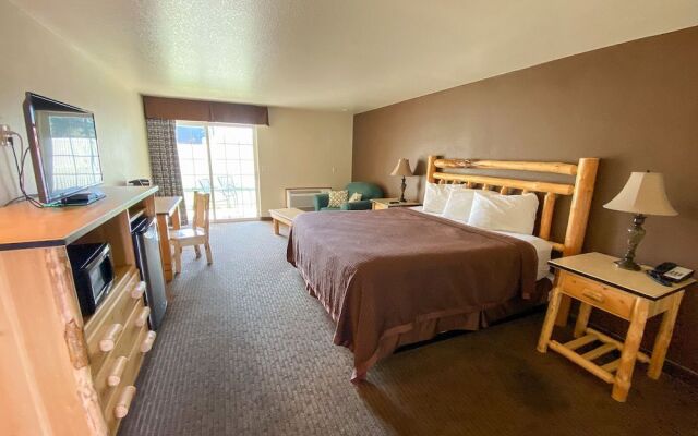 Sisters Inn And Suites