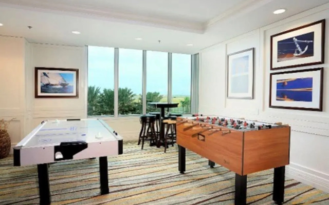 Palisade Palms Oceanfront Condo 5-star Amenities