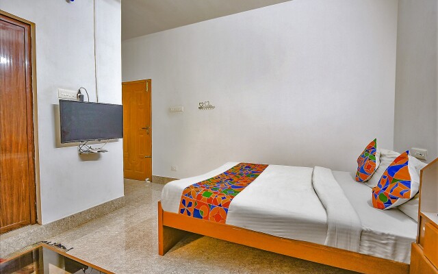 FabHotel Joy's Residency