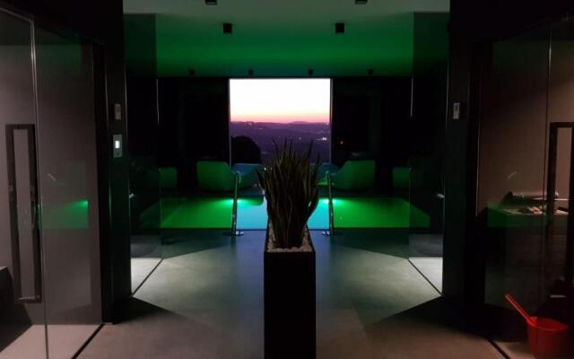 Sunset Suite SPA (Adults Only)