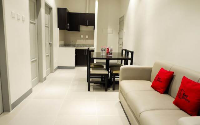 La Guardia Flats 2 - 802