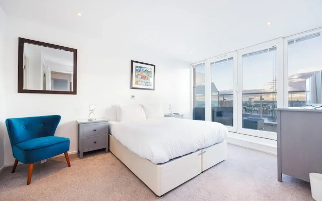 Cosy Corner Apartment Near to Excel