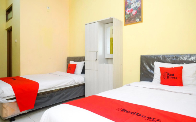 Hotel O near Ahmad Dahlan University formerly Endrayanti Inn – Guest Rooms – Yogyakarta