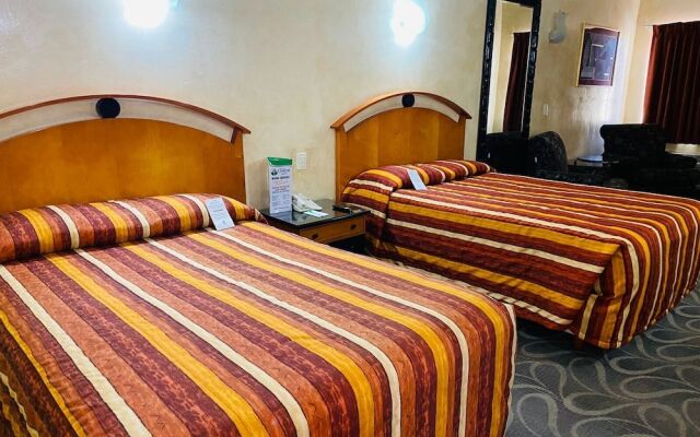 Los Cedros Hotel Inn Torreon