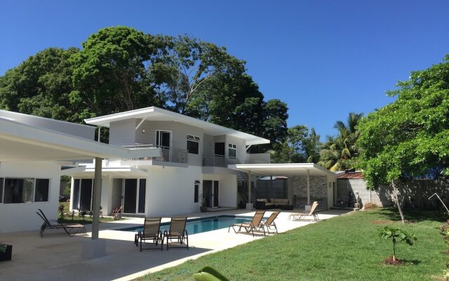 Uvita Paradise