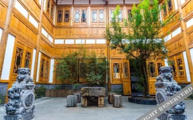 The Jade House · Hongjin