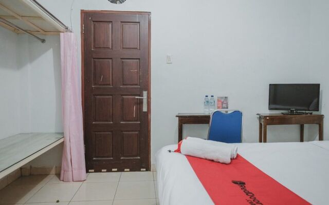 RedDoorz near Universitas Sisingamangaraja Medan