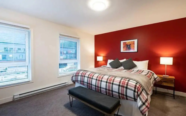 Alpine Escape by Revelstoke Vacations