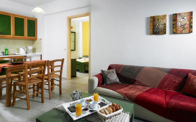 Erivolos Studios & Apartments