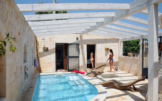 Micele Holiday Houses