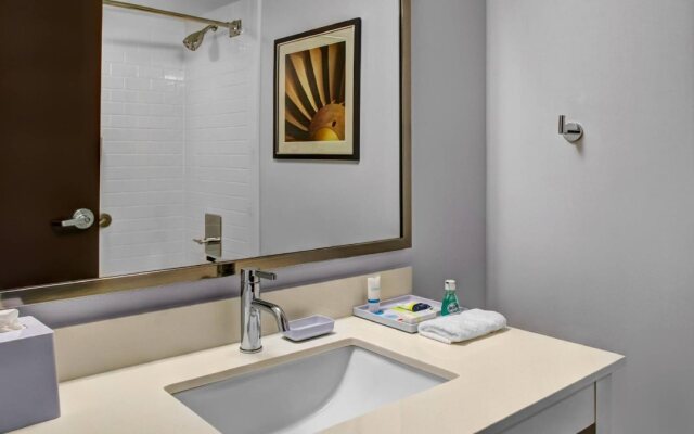 Four Points by Sheraton Huntsville Airport