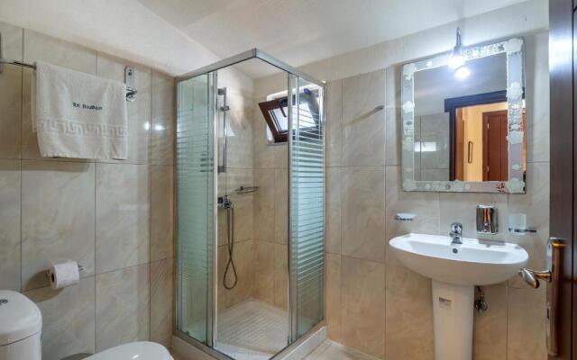Toti Boutique Rooms
