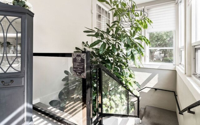 The Inn on Officers Garden