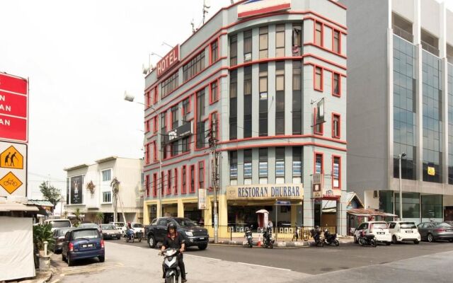 OYO 162 FB Hotel