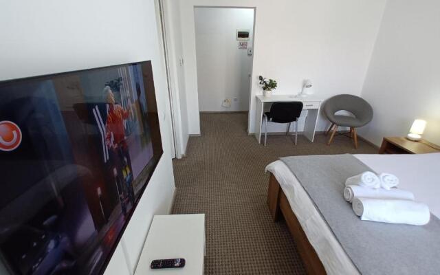 Revolution Apartment