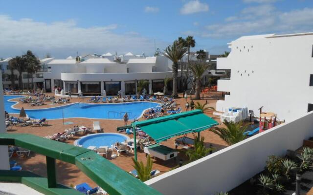 Realrent Costa Teguise Beach