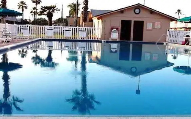 Sun Inn & Suites