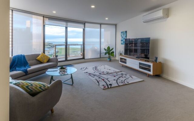 Apartment 221 Marina Quays