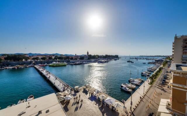 Harbour Lounge Apartment