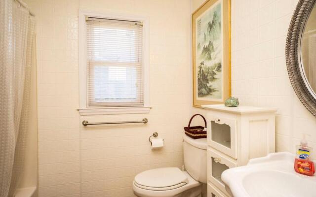 Shorebird by Oak Island Accommodations