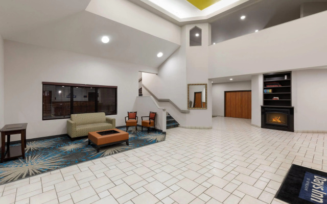 Days Inn by Wyndham Tulsa Central