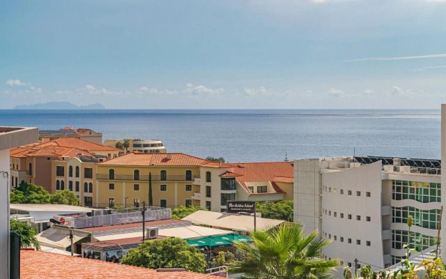 Lido I by An Island Apart