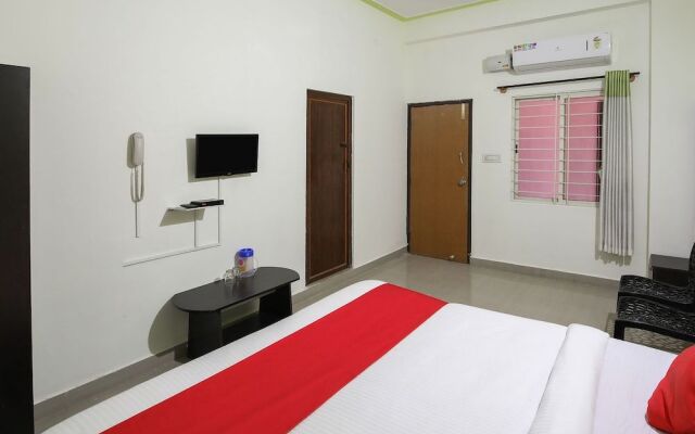 OYO 9333 Kaaranji Residency