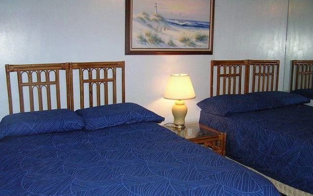 Jamaica Bay by RedAwning
