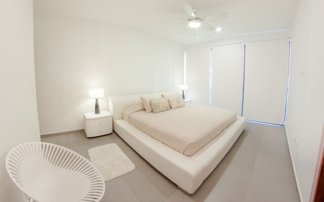 Trendy 2BR condo centermost by Happy Address