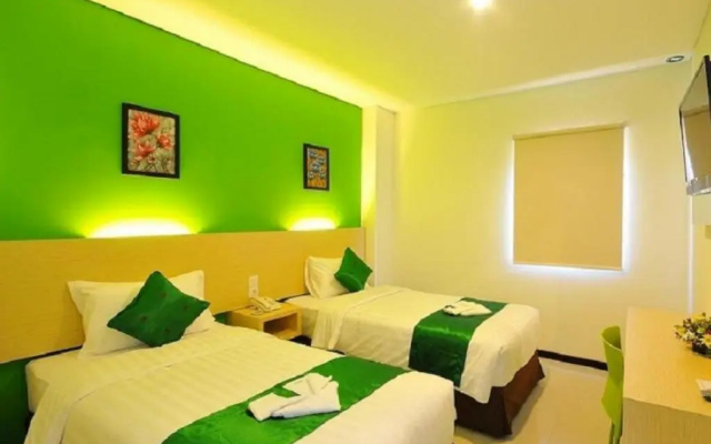 Pratama Hotel and Convention