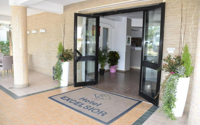 Hotel Excelsior