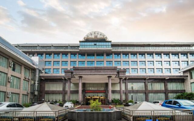 Houde Nanquanshan Hotel
