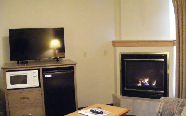 Sunset Oceanfront Lodging