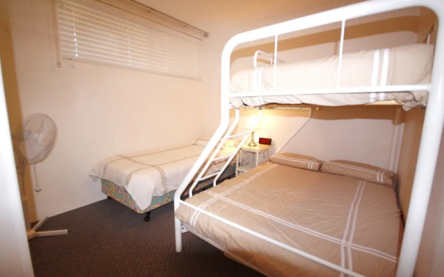 Radburn, Unit 2, 17 Ondine Close