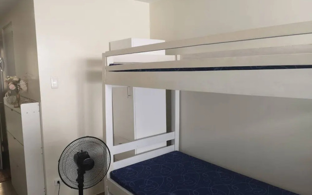 Studio Unit Around Recto U-belt