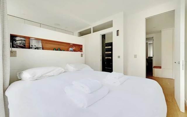 Exclusive Apt w/ Rooftop -2bd/4p Porte D'auteuil