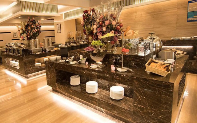 Suzhou Sun Plaza Hotel
