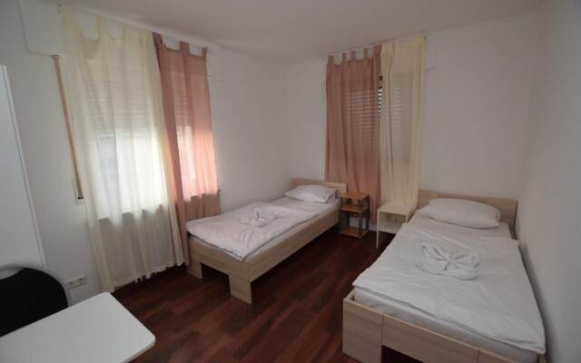 AB Apartments - Apartments Johann-Sebastian-Bach-Strasse