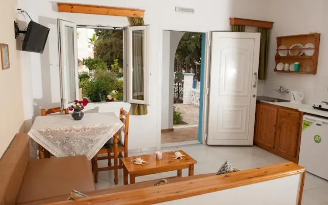 Effies Apartments