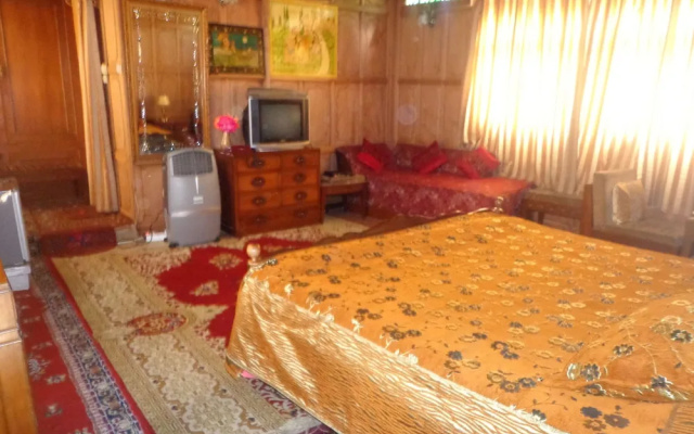 De Laila Houseboats Srinagar