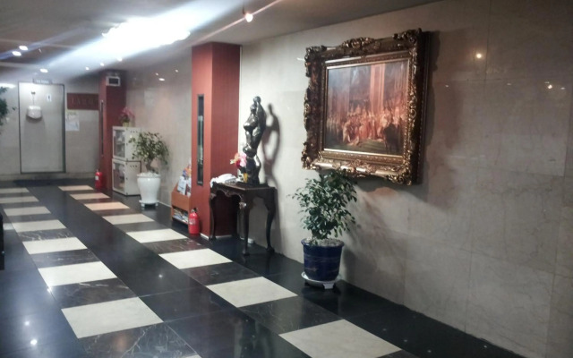 Bali Tourist Hotel