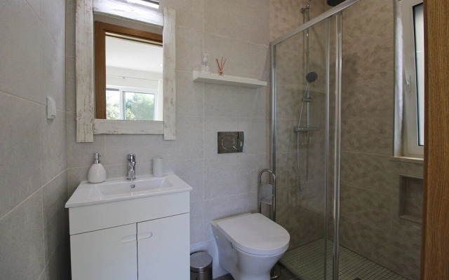 Semi-detached Villa With Pool In Rural Setting