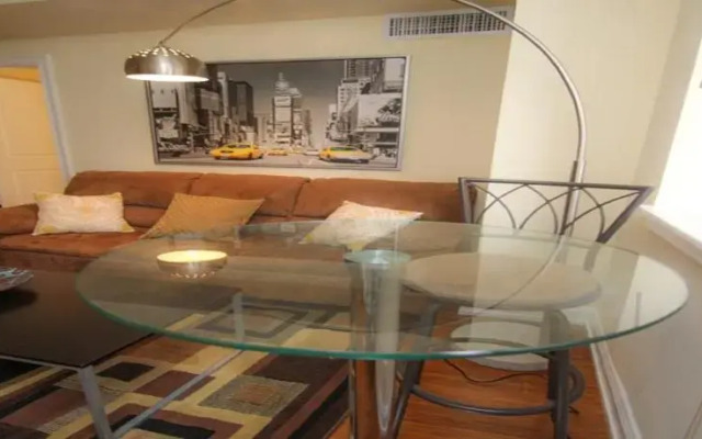 Renaissance Rittenhouse Square 1 Bedroom