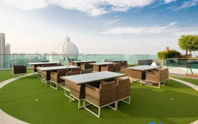 Wongamat Tower Duplex 1-Bedroom Free Electricity