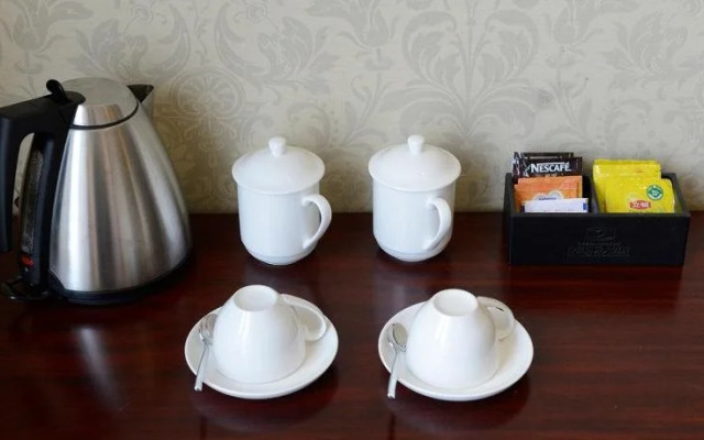 America's Best Rixin International Hotel